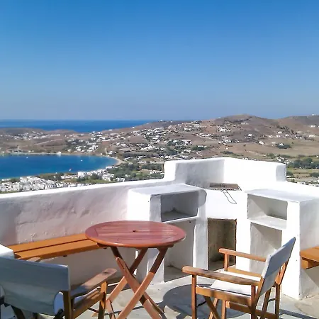 Cycladic-style In Paros, With 2 Bedrooms, Shared Swimming Pool A Villa